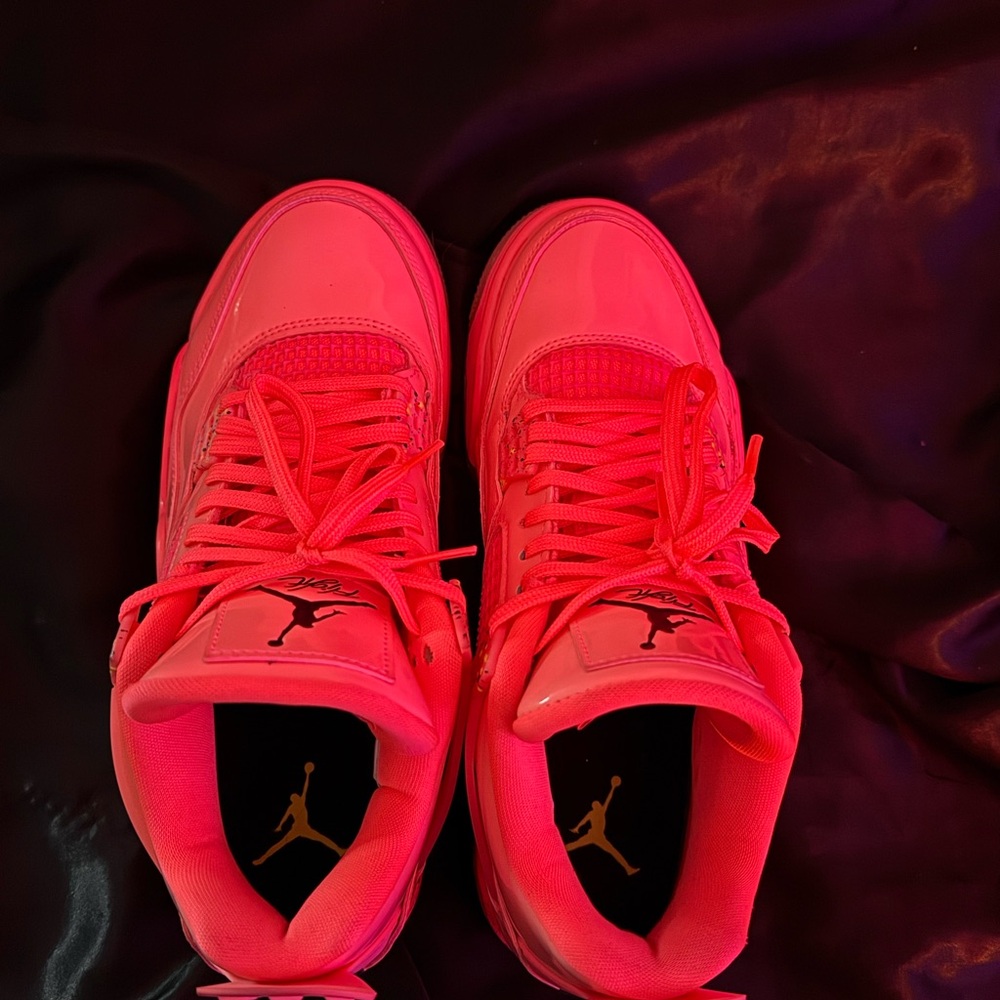 Air Jordan 4 Retro NRG in Hot Punch and Black